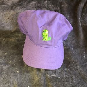 tangled hat